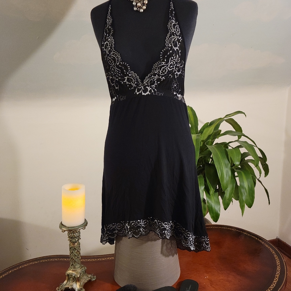 Daisy Fuentes Black And Lace Lingerie Size M - Picture 2 of 8